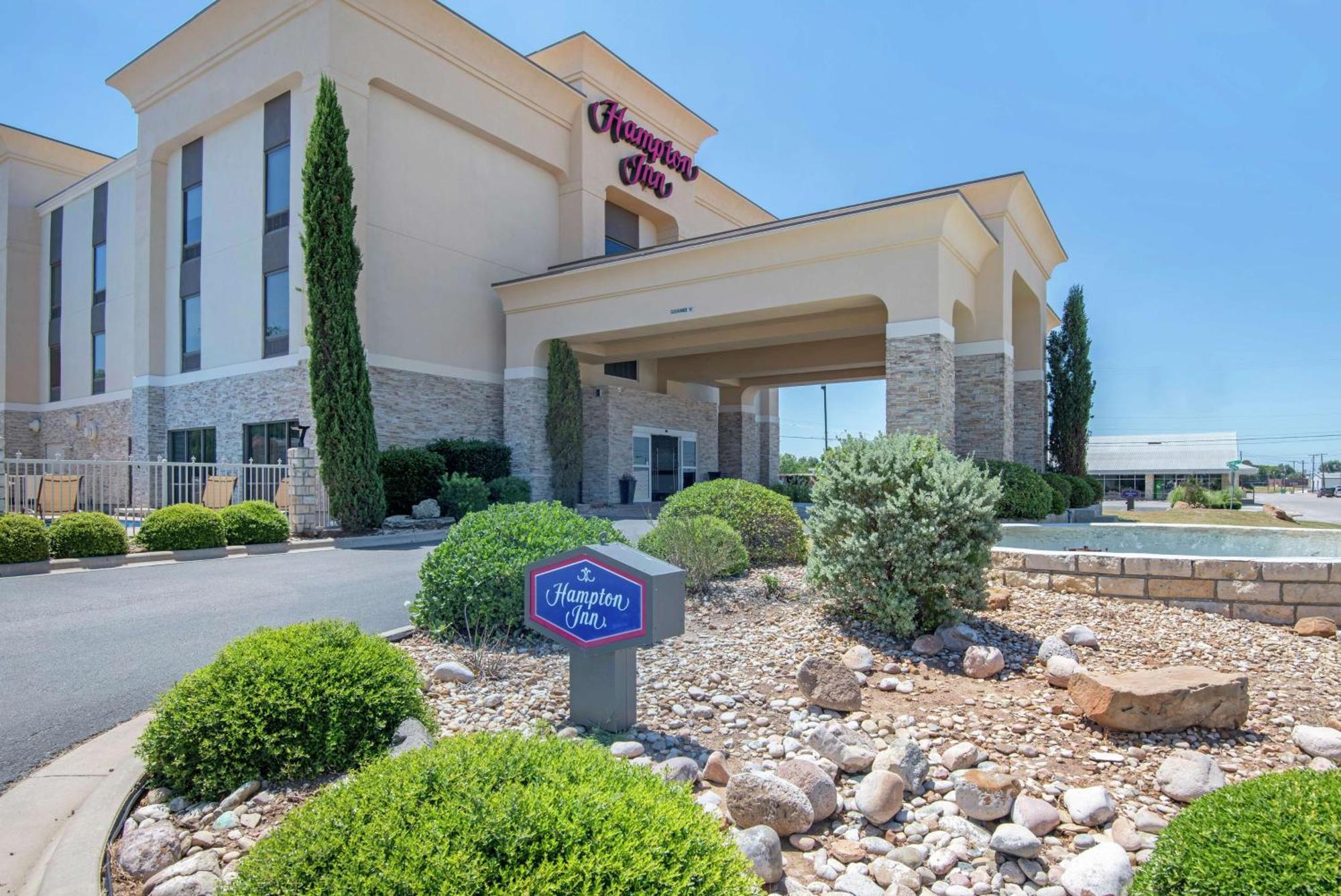 Hampton Inn Браунвуд Екстер'єр фото