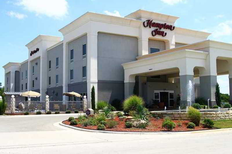 Hampton Inn Браунвуд Екстер'єр фото