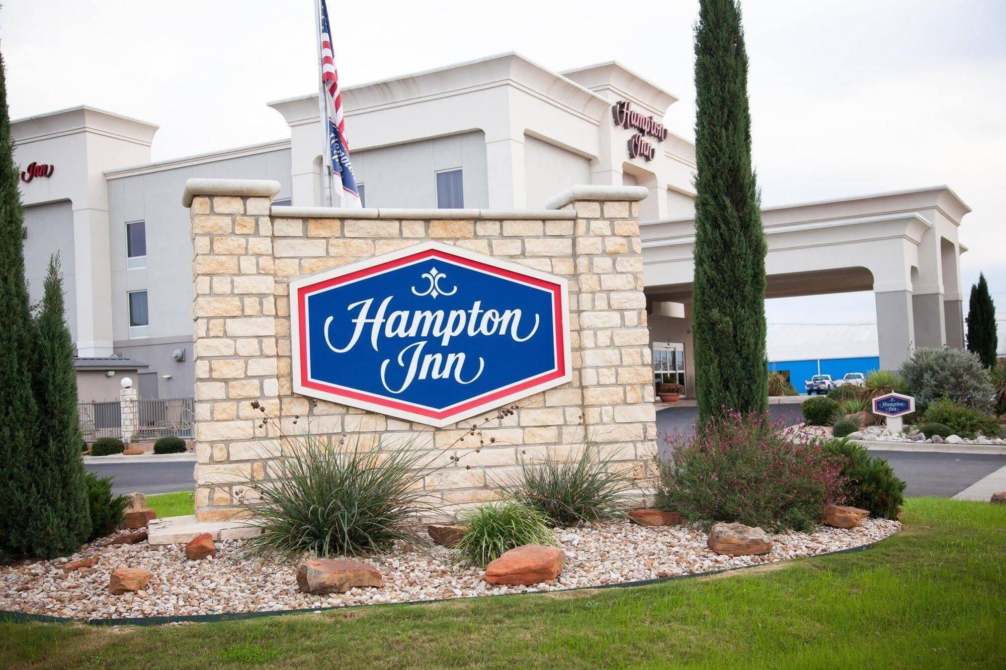 Hampton Inn Браунвуд Екстер'єр фото